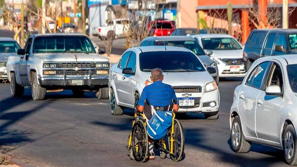 persona-en-silla-de-ruedas