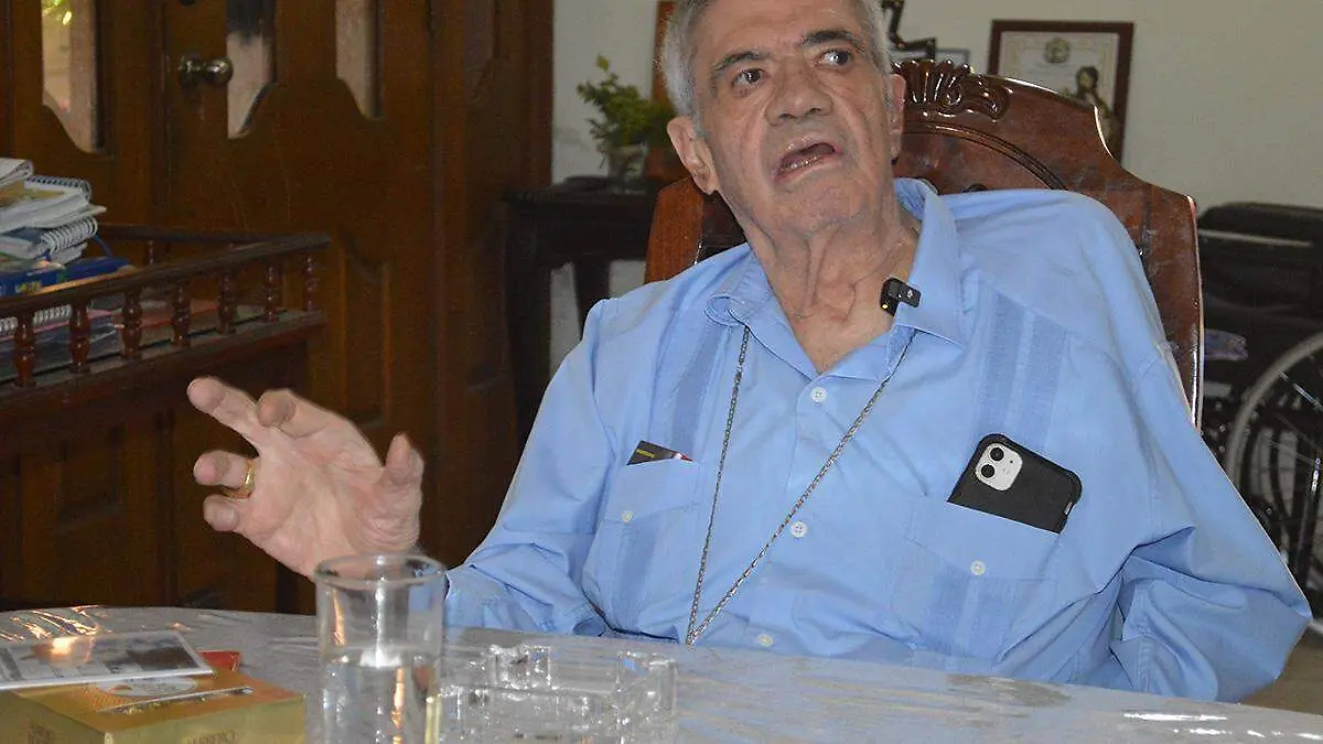 obispo-de-la-paz-miguel-angel-alba-diaz