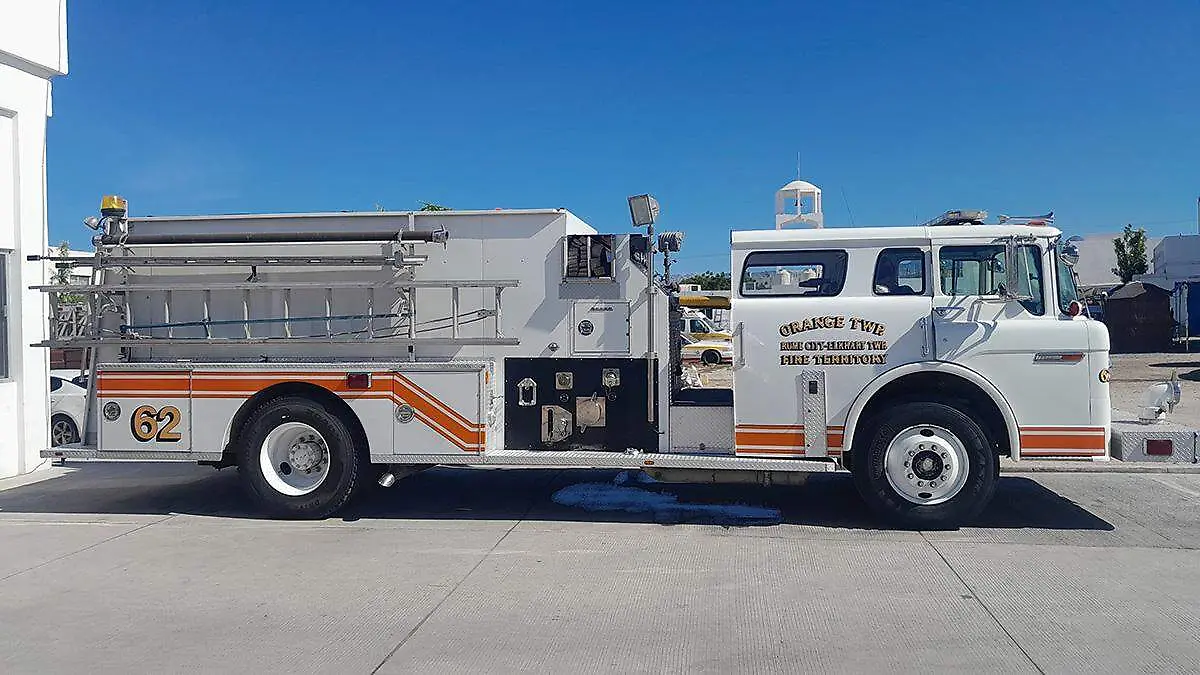 unidad-bombera-blanca