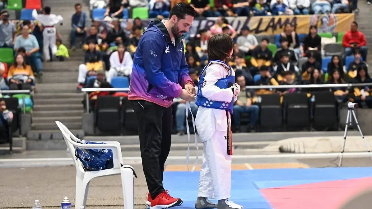 menor-durante-competencia-taekwondo