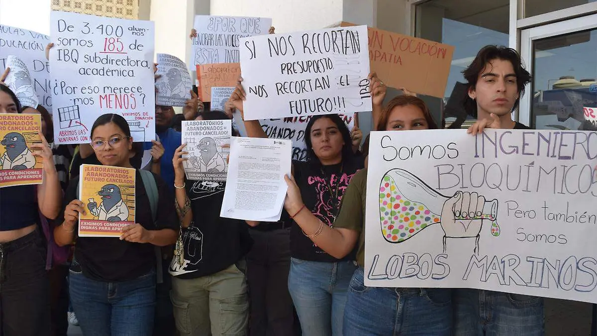 bioquimica tec estudiantes protesta
