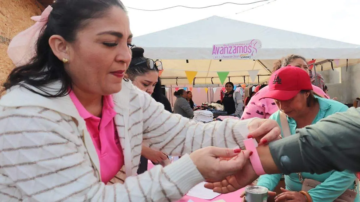 donan ropa y arboles en los cabos 2
