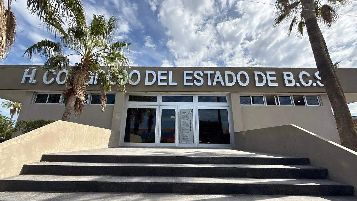 vista-exterior-congreso-baja-california-sur
