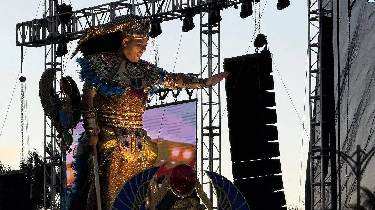 caravana-egipcia-carnaval-la-paz-2026-desfile-ultimo-dia