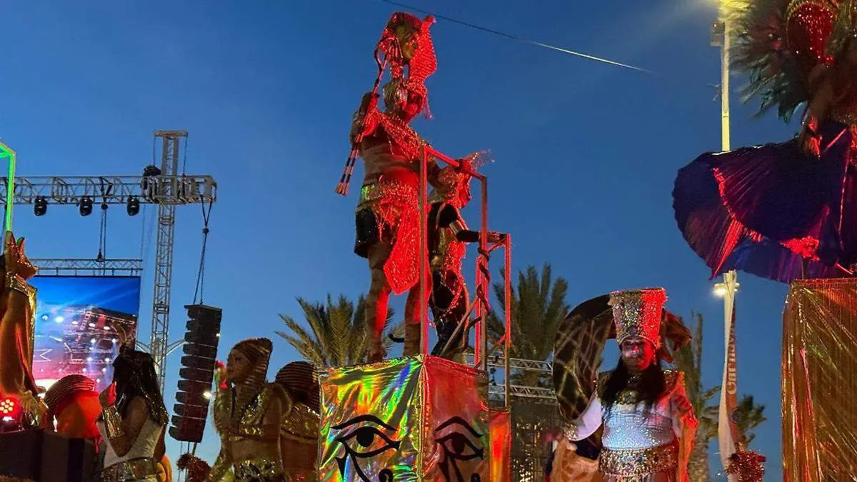 caravana-ultimo-dia-desfile-carnaval-la-paz-2026