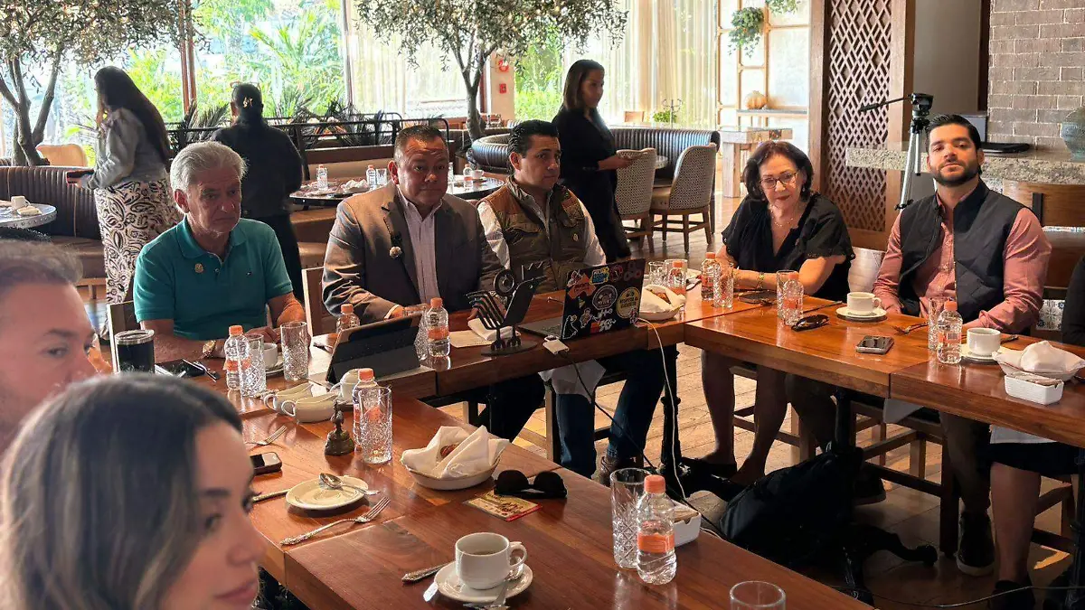 reunion-madrugadores-los-cabos