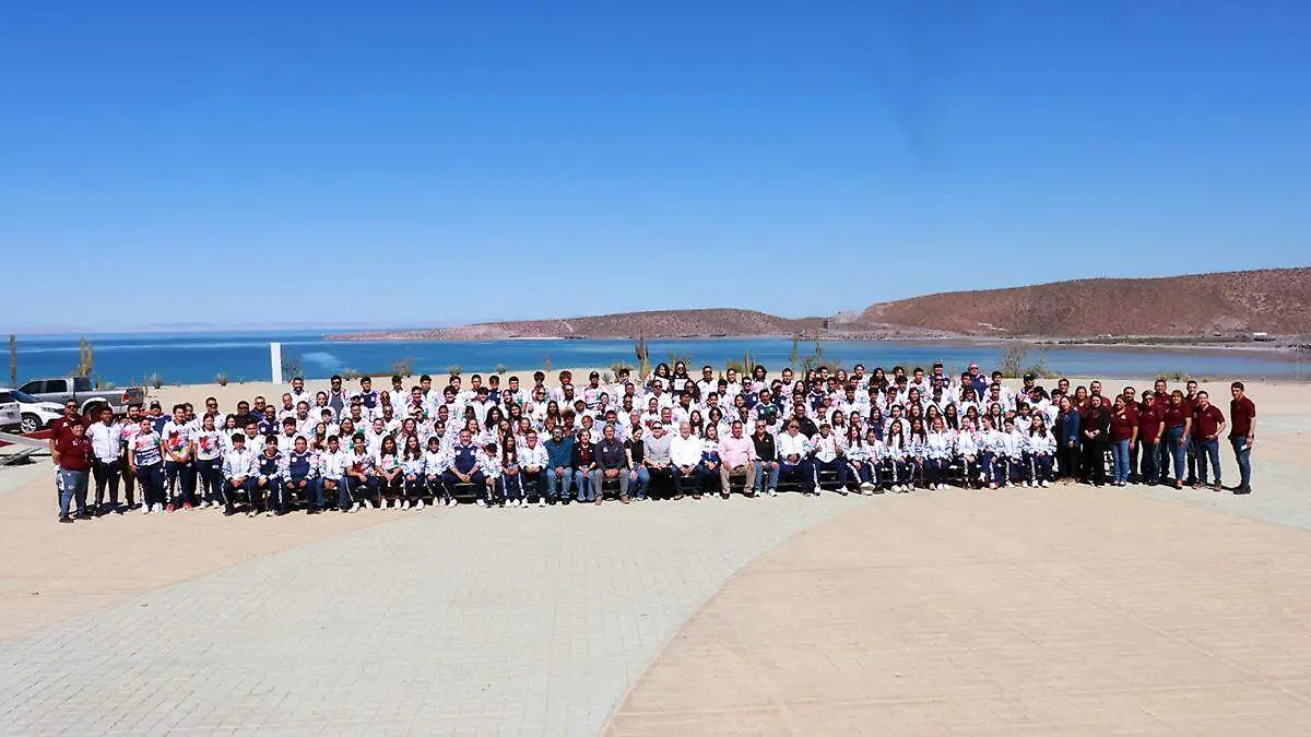 atletas-sudcalifornianos-recibieron-estimulos-economicos-1