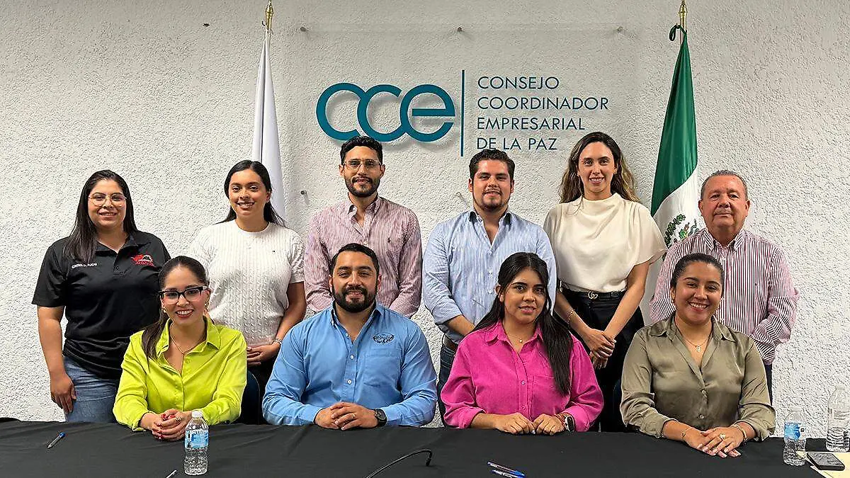 nueva-mesa-directiva-consejo-empresarial-juvenil