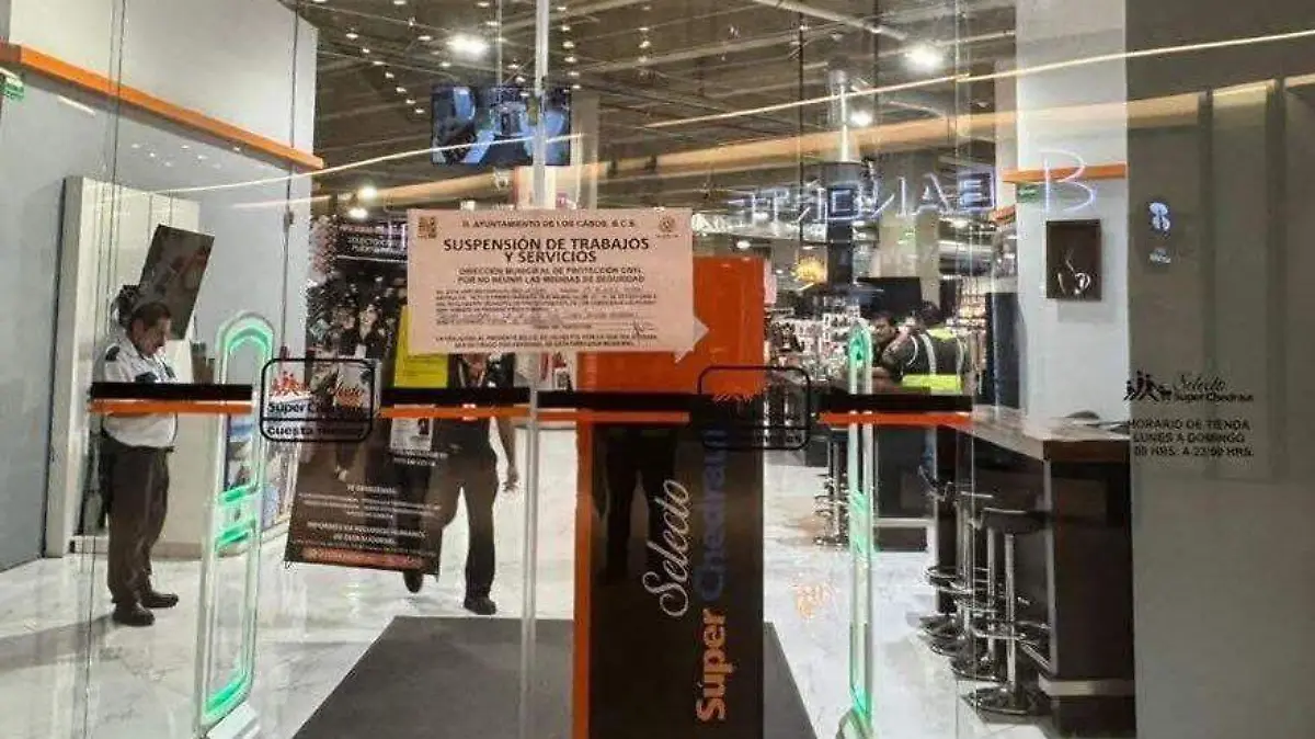 clausura-supermercado-los-cabos-fuga-gas