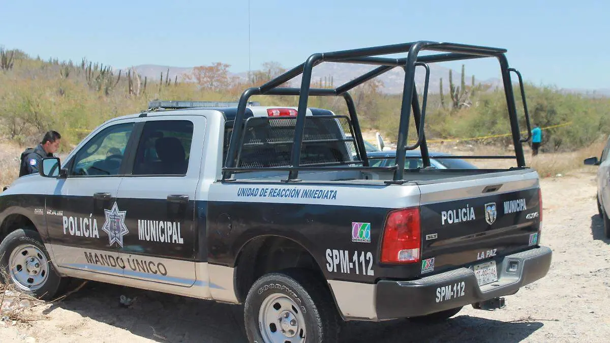 trabajos en fosa clandestina La Paz