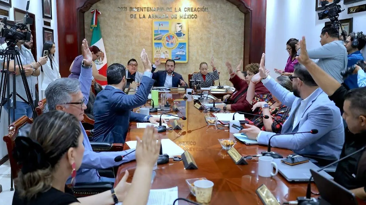 sesion-cabildo-los-cabos-aprobacion-teatro-miguel-lomeli-ceseña