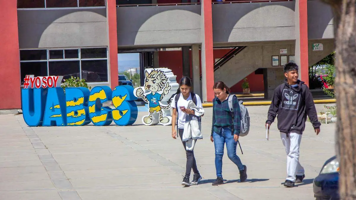 34c9750e-e55f-4d9b-966e-8e1e82f9fa25