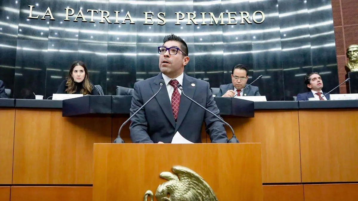 Armando Ayala