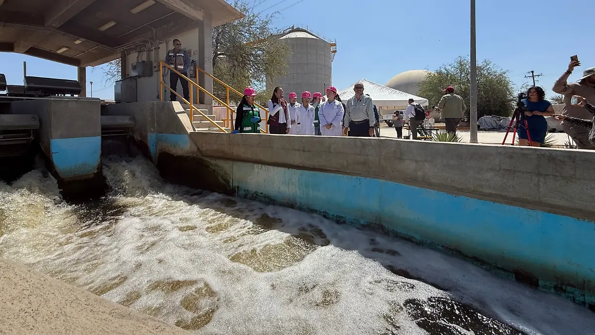 Área tratamiento de agua para llevarse a pipas