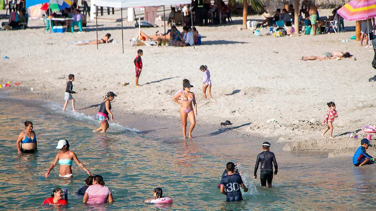 personas-en-la-playa