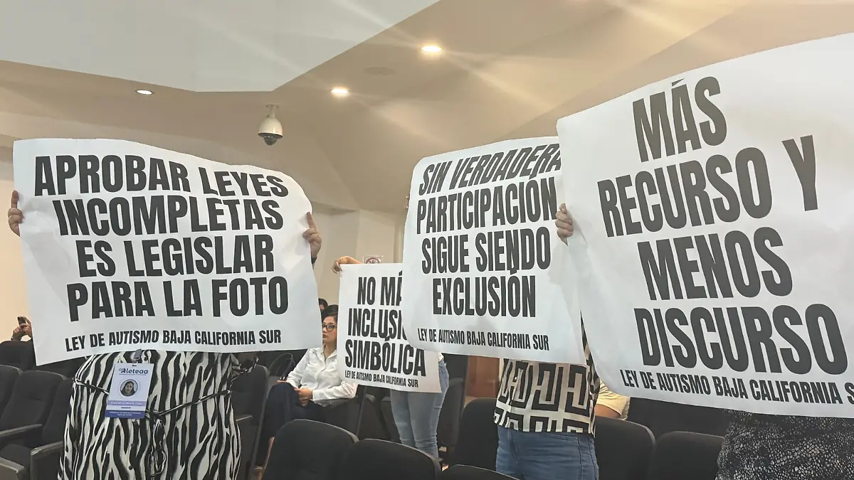 Protesta autismo congreso