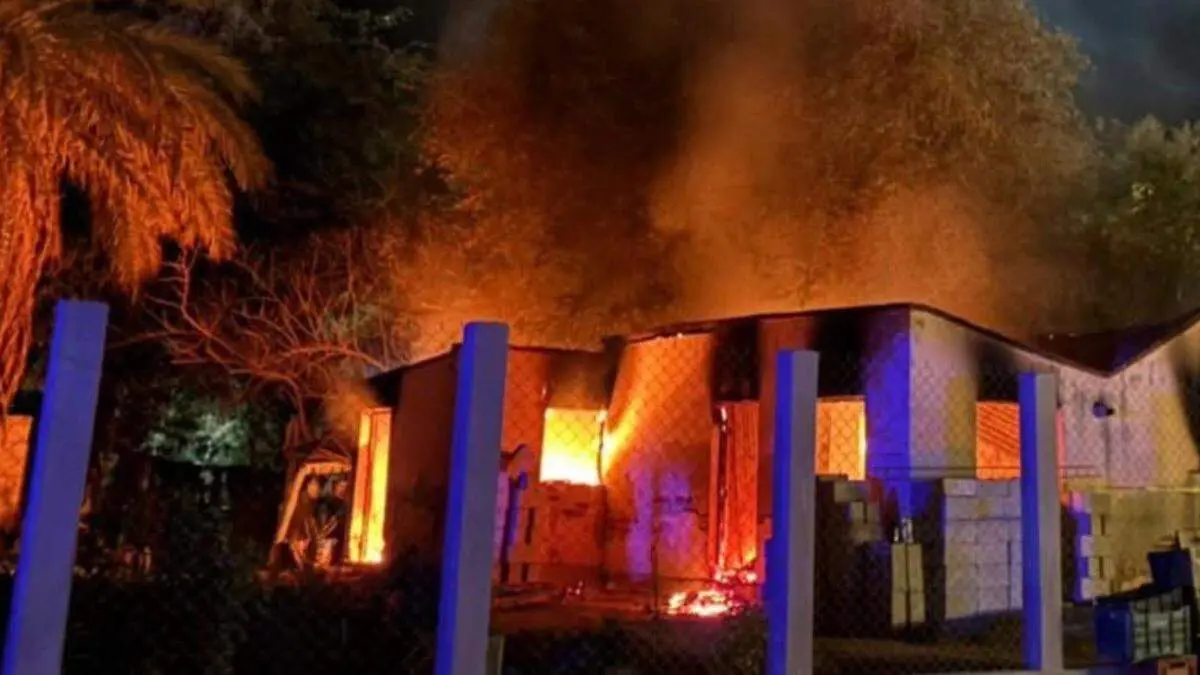 8B080400-2D72-4893-B258-84EC012B3649