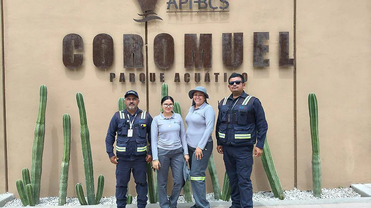 trabajadores playa el coromuel