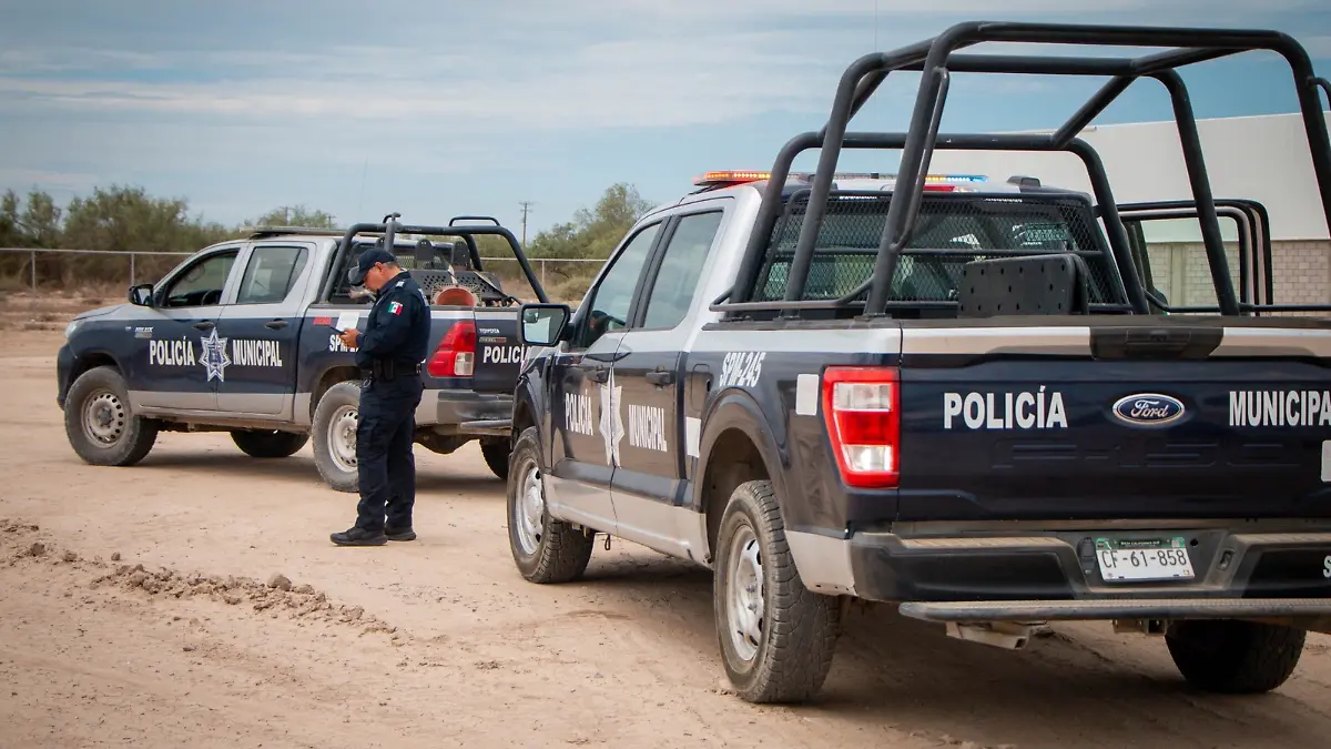 Policías operativo mpal.