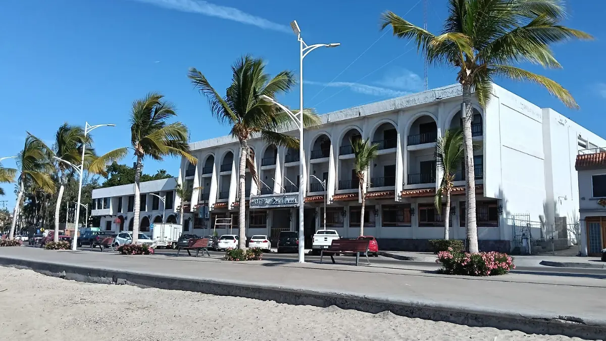 hotel-los-arcos-frente-malecon-la-paz-bcs