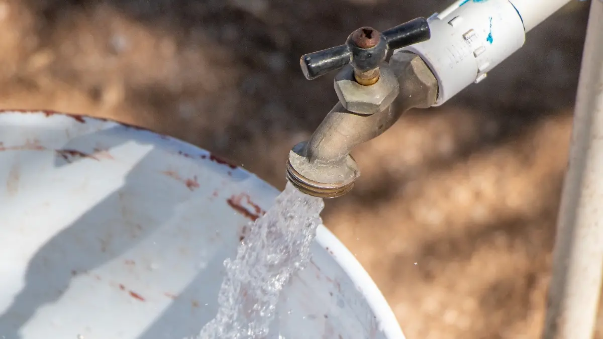 Agua llave