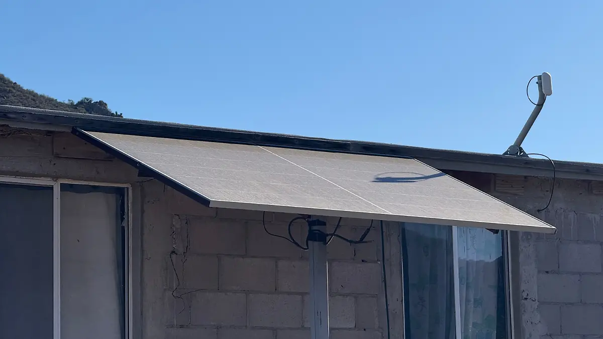 Paneles solares-techo-casa