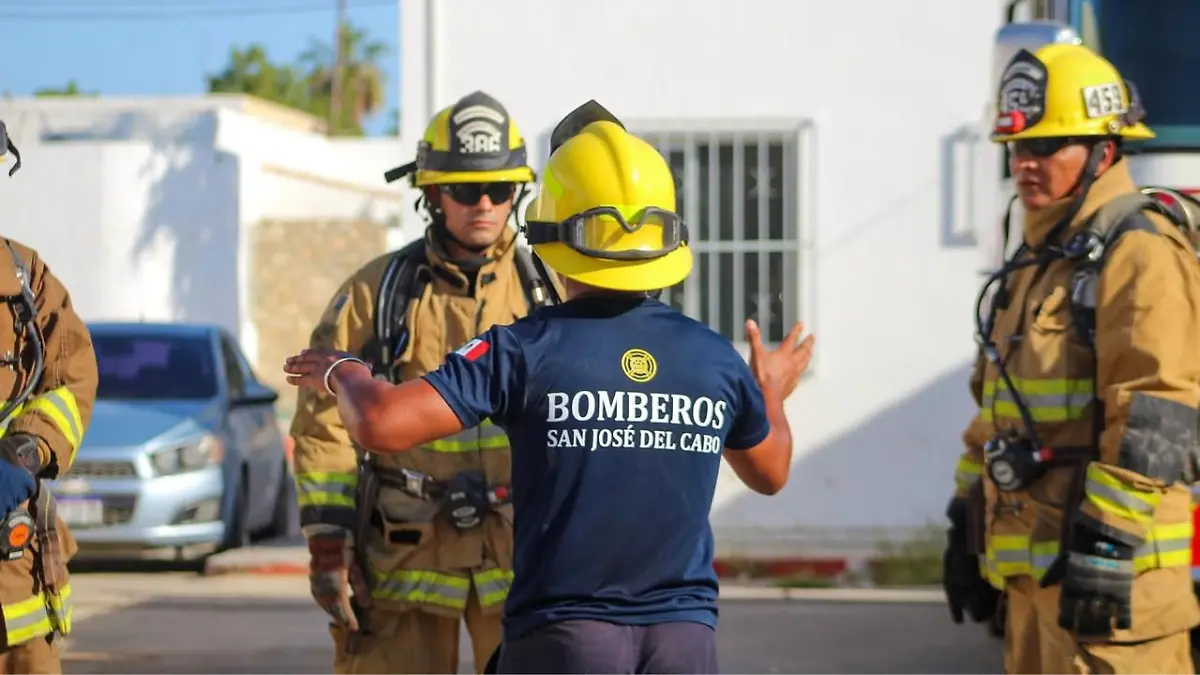 bomberos los cabos (1)