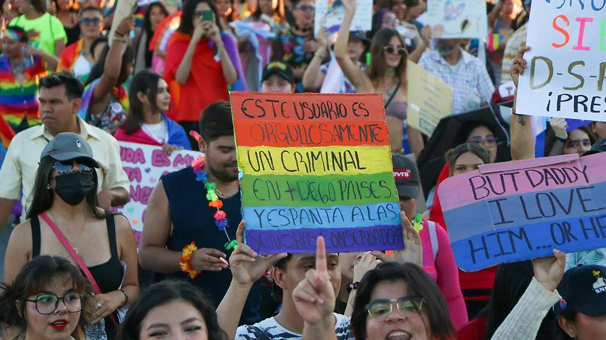 marcha-por-el-mes-del-orgullo