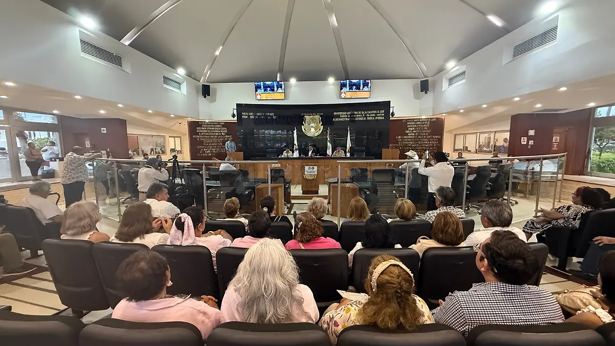 Congreso BCS cartilla adulto mayor