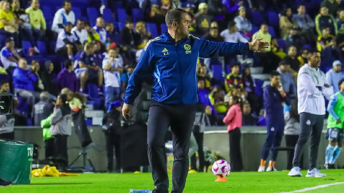 André Jardiné reconció que Ramón Juárez por su gol ante Puebla