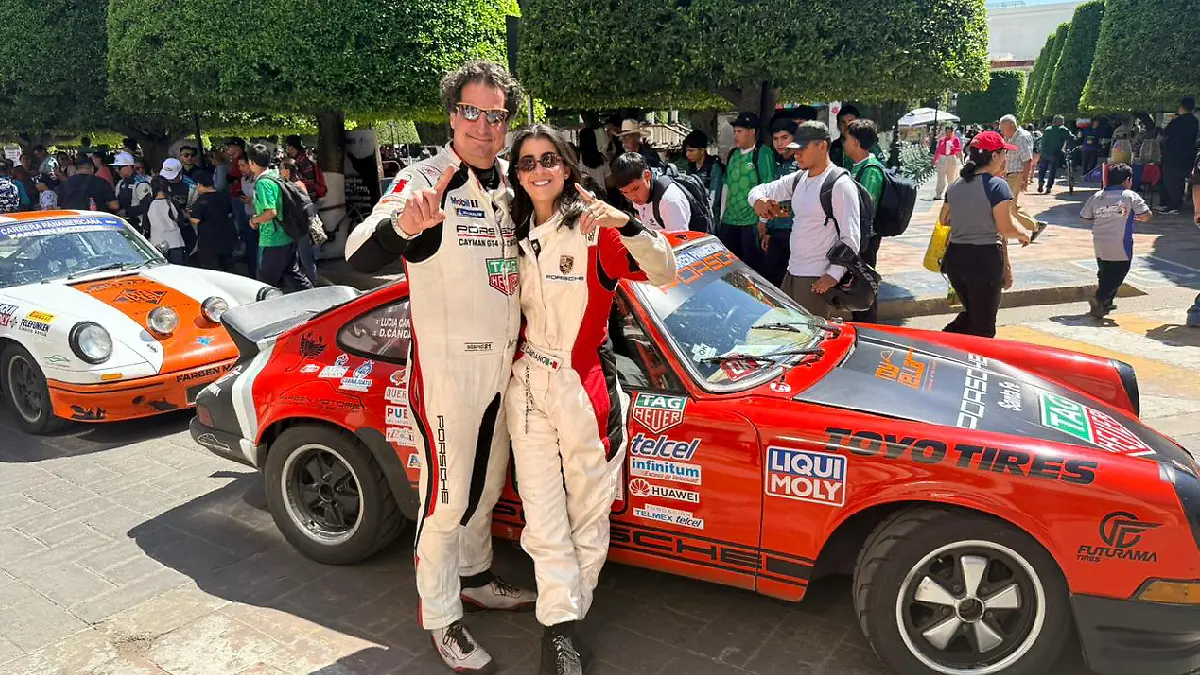 Lucía Candano, la piloto que participa en la Carrera Panamericana