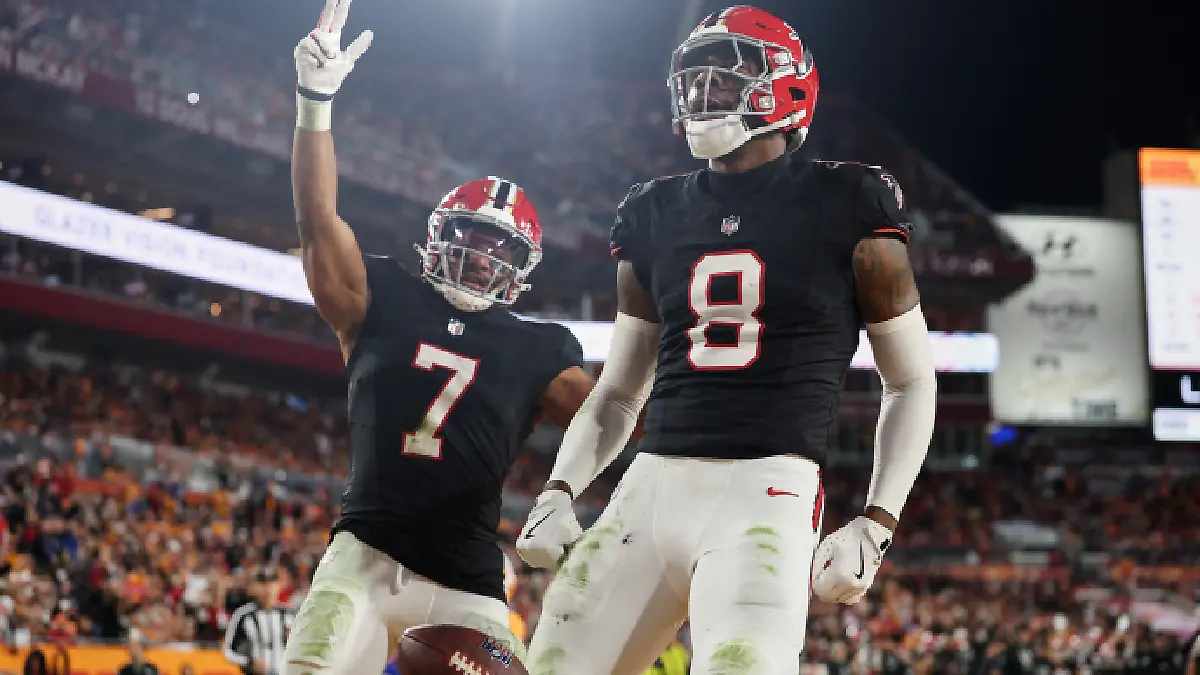 Falcons sorprenden a los Buccaneers en Tampa Bay