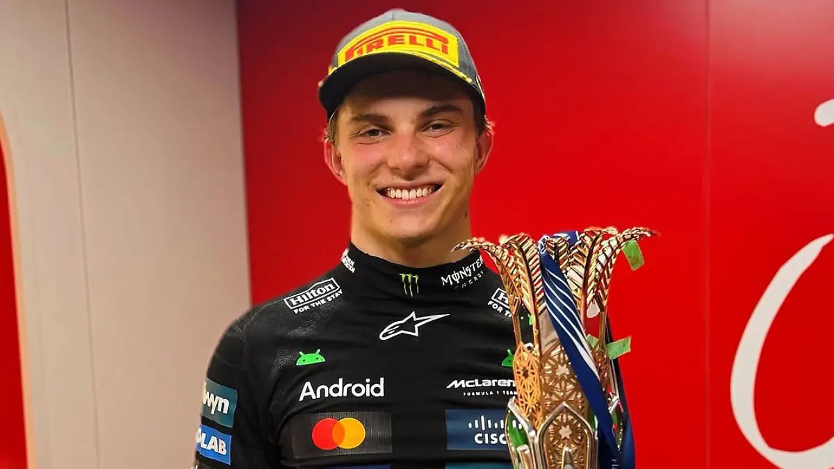 Óscar Piastri se quedó el primer lugar en el primer día de actividades en Singapur Foto IG Piastri