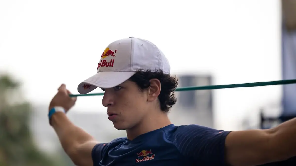 Ernesto Rivera, joven prospecto mexicano, llegará a la Academia de Red Bull. Foto  @ernestooriverap
