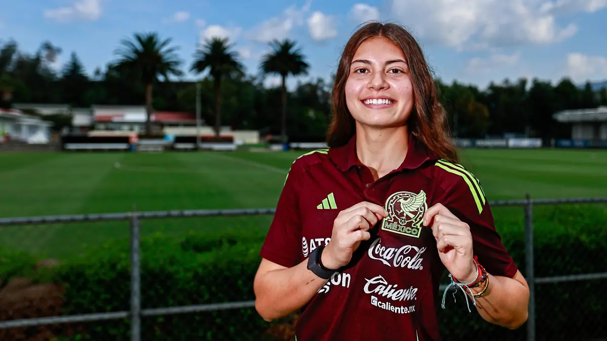 211025 LG Itzel Velasco 6