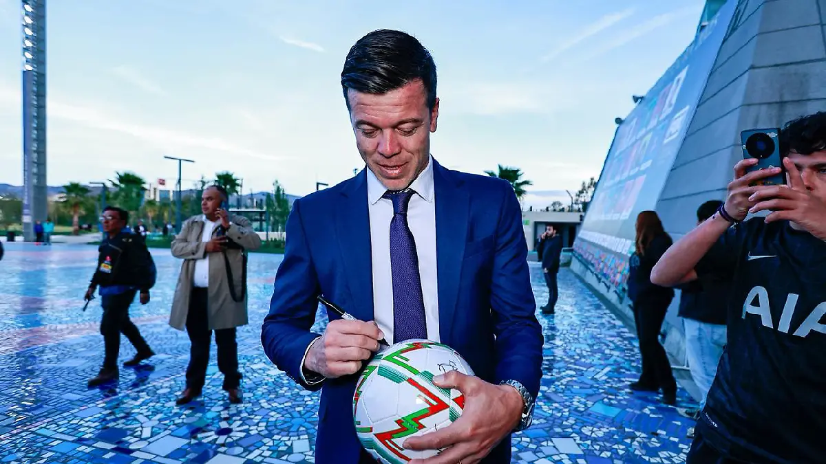 Esteban Solari podría convertirse en DT de Pachuca