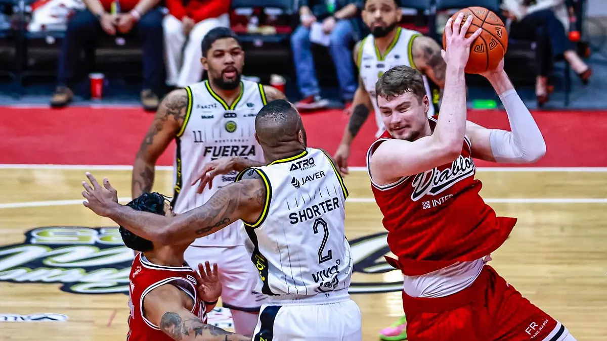 Fuerza regia tiene la ventaja en la final de la LNBP