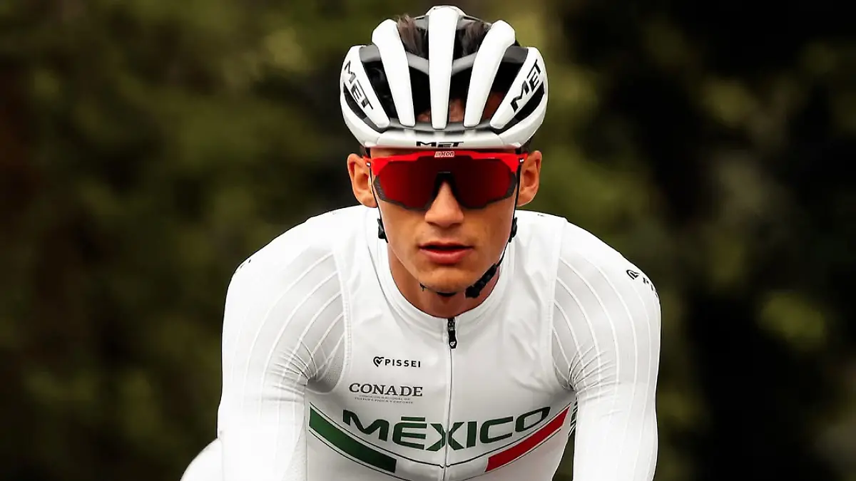 Isaac del Toro compite con Tadej Pogacar FOTO IG ISAAC DEL TORO