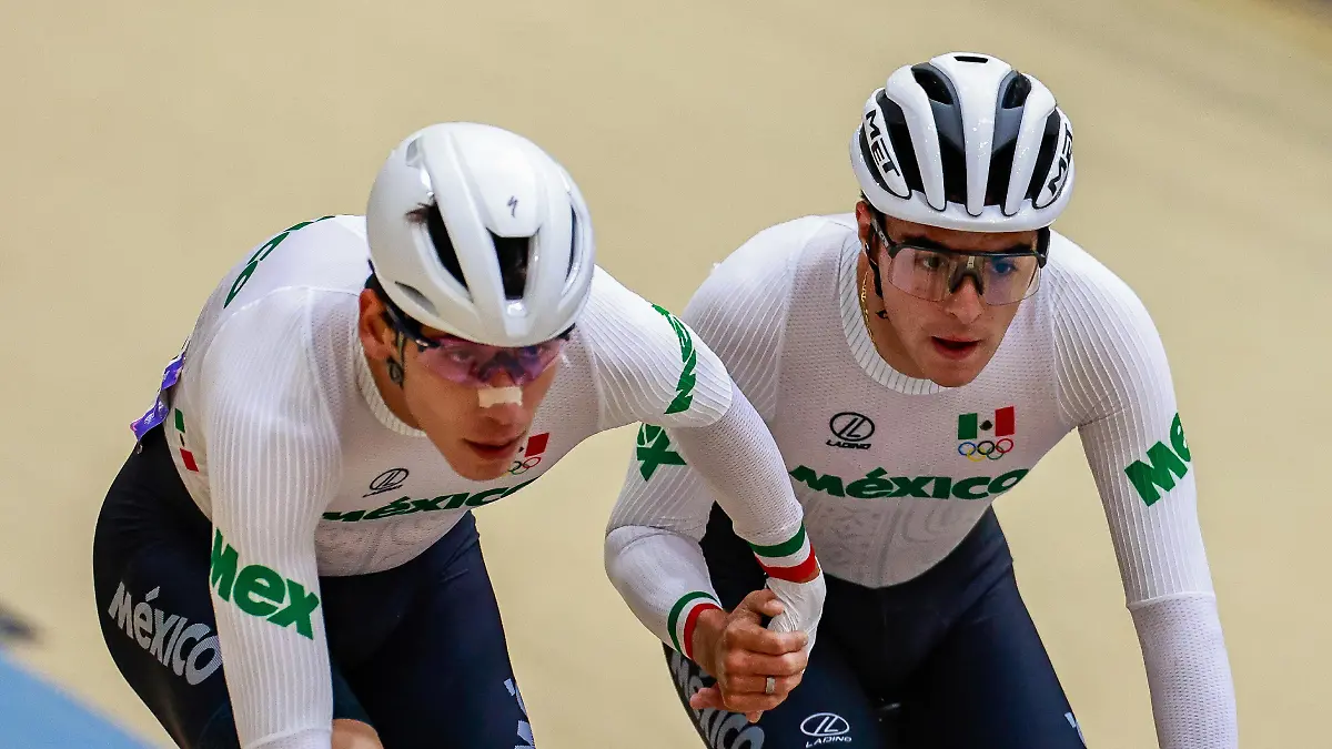 Fernando Nava y Marcelo Garza ganan la medalla de plata en la prueba de Madison de ciclismo de pista en Juegos Panamericanos Jr   FOTO LUIS GARDUÑO    ENVIADO