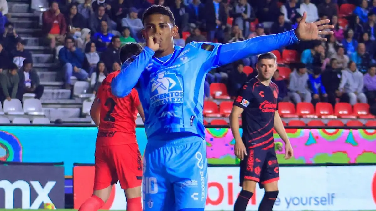 John Kennedy deja al Pachuca para el Apertura 2025   FOTO IG JOHN KENNEDY