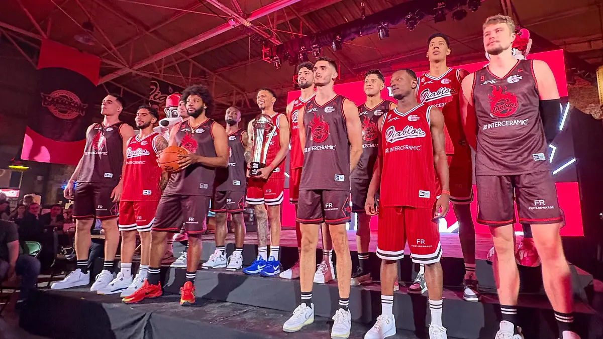 Los Diablos Rojos de la LNBP ya tienen nuevo uniforme. FOTOS: LESSLIE ARREDONDO