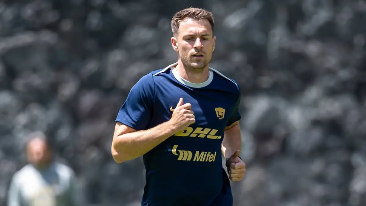 Aaron Ramsey bromea sobre su 'maldición con sus compañeros de Pumas   FOTO CORTESÍA PUMAS