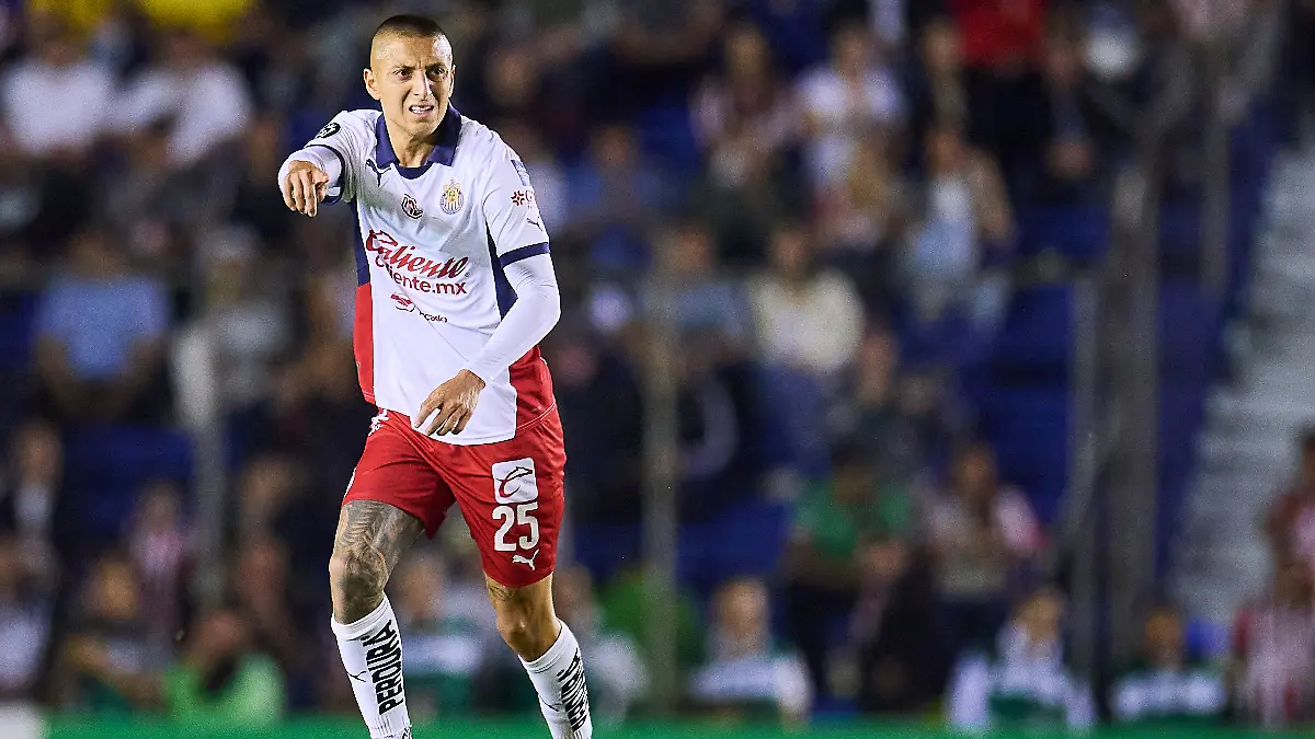 Roberto Alvarado ganó la Copa Oro foto  Mexsport