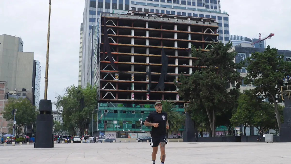 Mario Lozano Running