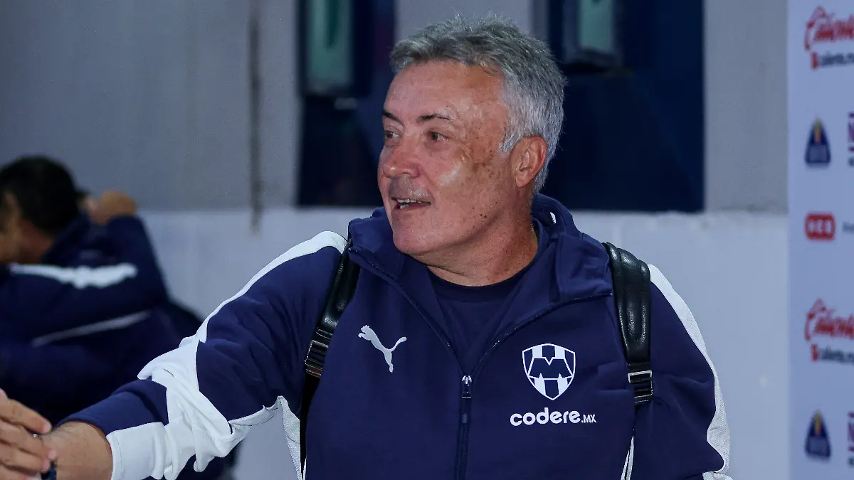 Domenec Torrent molestó con el sistema de la Leagues Cup foto  Mexsport