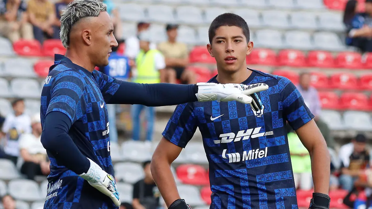 Keylor Navas ya aconsejó al joven portero Parra. FOTO: ÉRIK ESTRELLA
