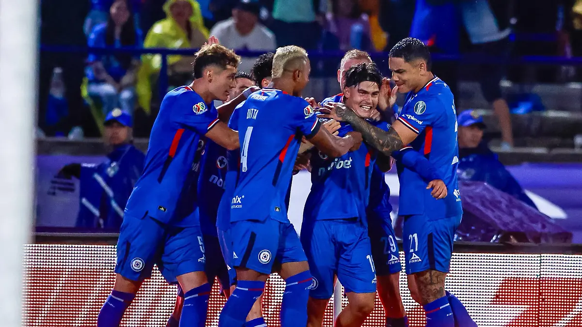 Cruz Azul es sublíder del Apertura 2025 en laJornada 6   FOTO LUIS GARDUÑO