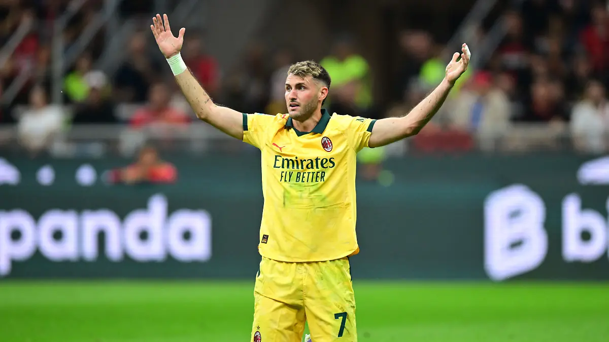 Milan gana a Bologna con gol de Luka Modric   FOTO REUTERS