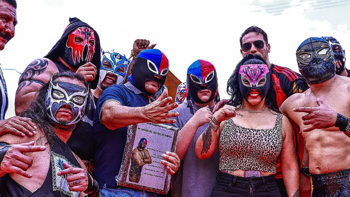 Fuerza Guerrera recibe homenaje en el Mercado de Sonora