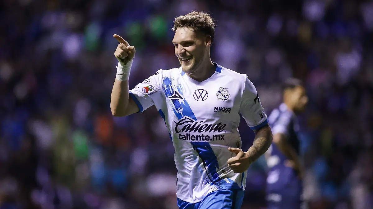 Emiliano Gómez ya sabe lo que es meterle gol a las Chivas. Foto  Jafet Moz   Mexsport